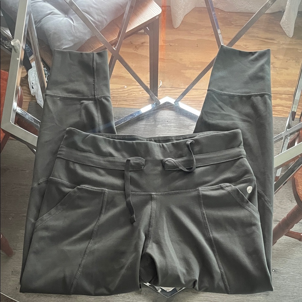 Apana Dark Gray/green Joggers